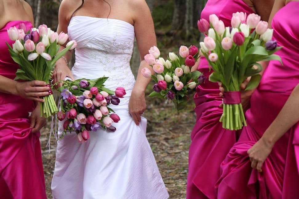 Spring-Tulips-Wedding-Bouquets